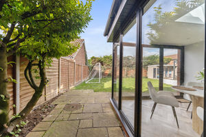 Photo 21- click for photo gallery